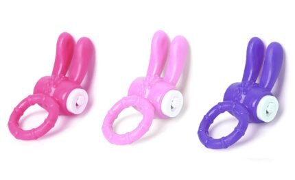 Anel peniano com vibração feito TPE e ABS - YOUVIBE
